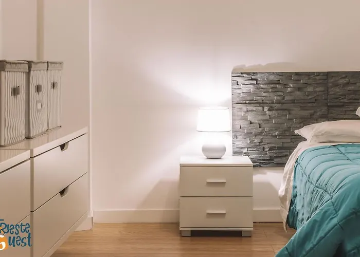 Piazza Della Valle شقة